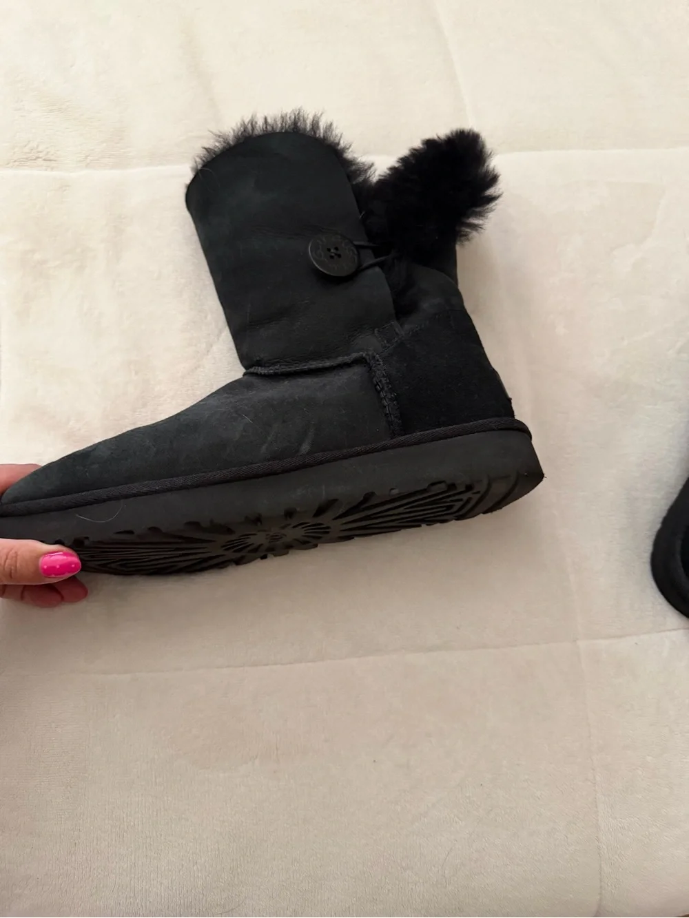 UGG Bailey Button II Boots, 8 - Picture 8 of 10